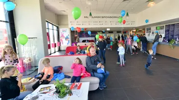 Peste 150 de copii cu vârste cuprinse între 3 și 7 ani au fost prezenți pe gheața Patinoarului Țiriac – Telekom Arena, la Selecția de inițiere în patinaj ”Ilie Năstase”