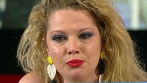 Oana Lis continua seria dezvaluirilor despre tatal ei care a violat-o: "Plang de cate ori imi amintesc"
