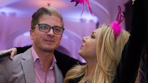 Alina şi Valentina s-au aliat ca să-şi apere bărbatul! Cristi Borcea o să rămână mască