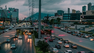 Se mai interzic sau nu mașinile diesel? Bruxelles a dat o lege nouă