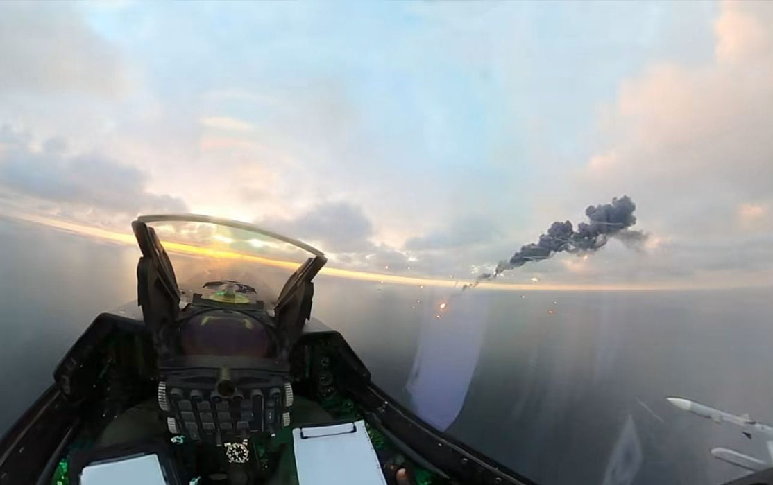 Avioanele F-16 românești au doborât două drone pătrunse în spațiul aerian național. Primele imagini din timpul misiunii