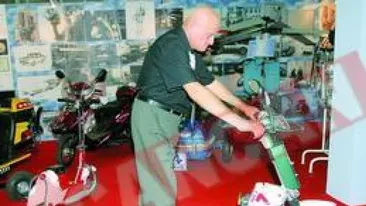 A pierdut singurul lucru pe care nu poate sa il inventeze! Ce se intampla in aceste momente cu creatorul rucsacului-zburator!