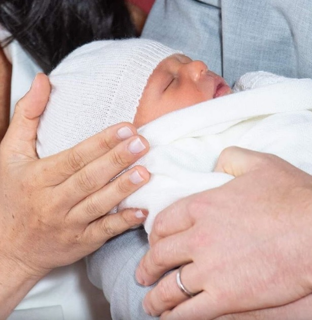 Prințul Harry și Meghan Markle au dezvăluit numele ales pentru bebelușul regal