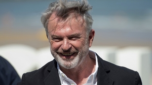 Ce avere avea Sam Neill, de fapt. Starul din Jurassic Park a murit la 78 de ani