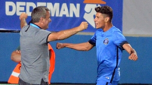 Imagini exclusive. Ea este bomba-sexy care i-a scos lui Hagi milioane de euro din buzunar!