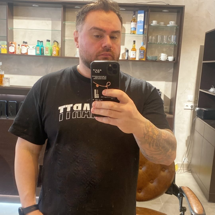 Ce s-a ales de „bătăușul de femei” din primul sezon Insula Iubirii. Liviu s-a îngrășat și pare alt om. Ce meserie prestează în Viena
