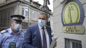 Șeful Jandarmeriei, urmărit penal pentru că și-a pontat 900 de ore suplimentare în starea de urgență
