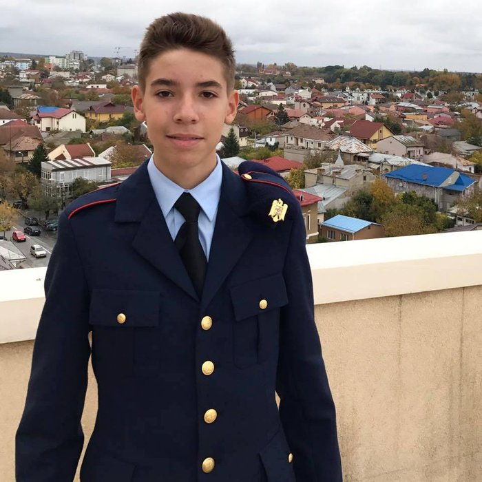 Mihai Andrei Pascu a devenit șef de promoție cu 10, la Liceul militar din Craiova
