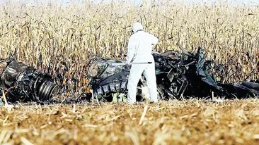 A fost gasita cutia neagra a avionului MiG 21 LanceR prabusit langa Calarasi
