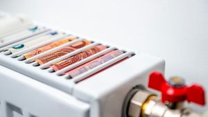 Prețul real al energiei termice. De ce factura este mai mare decât consumul