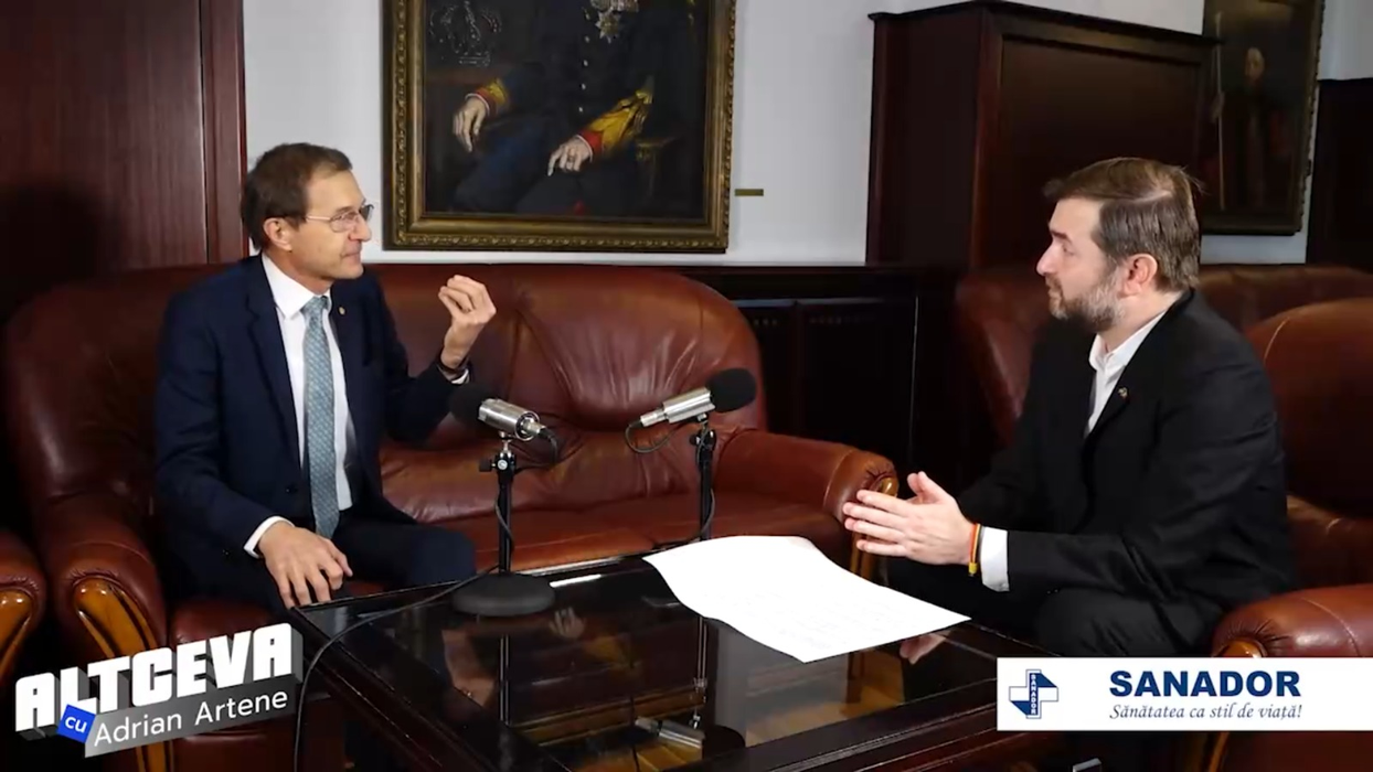 Ioan Aurel Pop este invitat în cadrul podcastului „ALTCEVA cu Adrian Artene” / (foto: captură video)