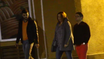 Se jura ca a luat doar cateva kilograme in plus, dar s-a dat singura de gol! Uite cat de mult s-a ingrasat Oana Roman!