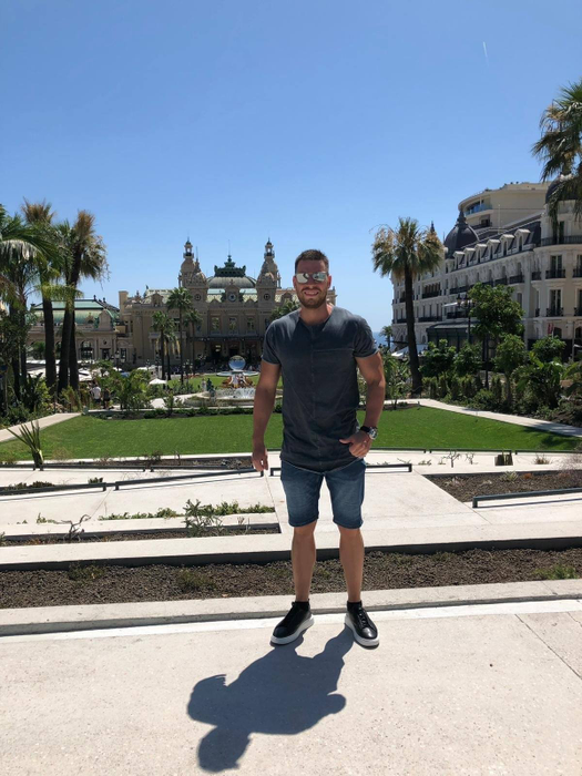 El este Mihai, fratele lui Andrei Versace/ Sursa foto: Facebook