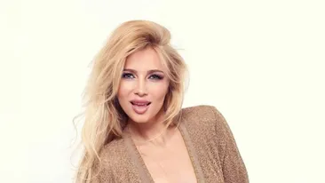 Lora, apariție incendiară pe rețelele de socializare. Fanii au rămas fără cuvinte: ”Ai uitat să-ți iei pantalonii”