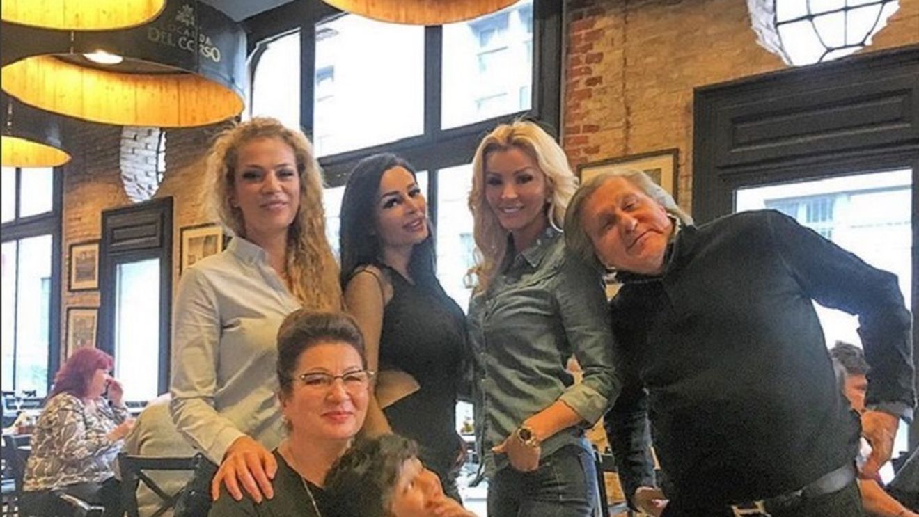 Brigitte Sfăt s-a dat de gol că divorţează de Ilie Năstase! Gesturile au fost făcute în văzul lumii chiar de ziua ei: "Orice sfârşit poate fi un nou început"