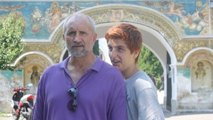 Fiul Magdei Catone si al lui Serban Ionescu s-a indragostit! Vezi ce colega frumoasa l-a fermecat pe Carol!