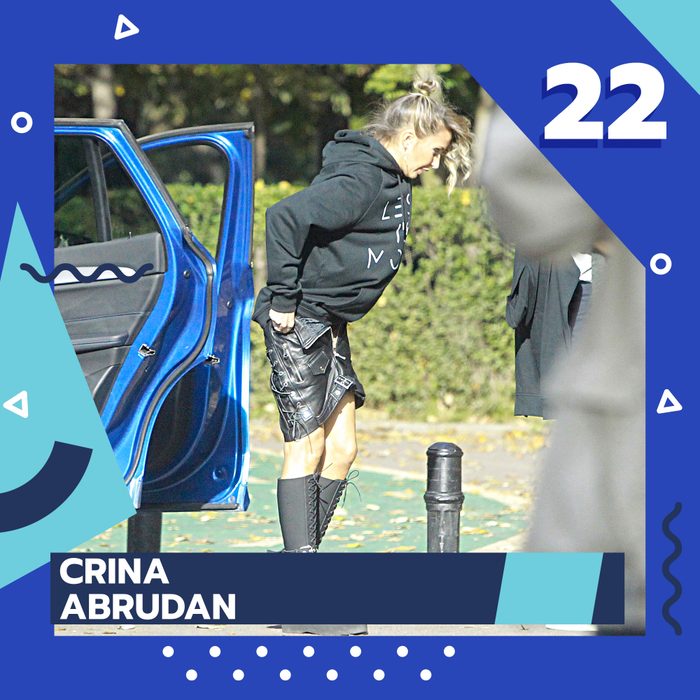 Super-topul vedetelor care se dezbracă pe unde apucă!
