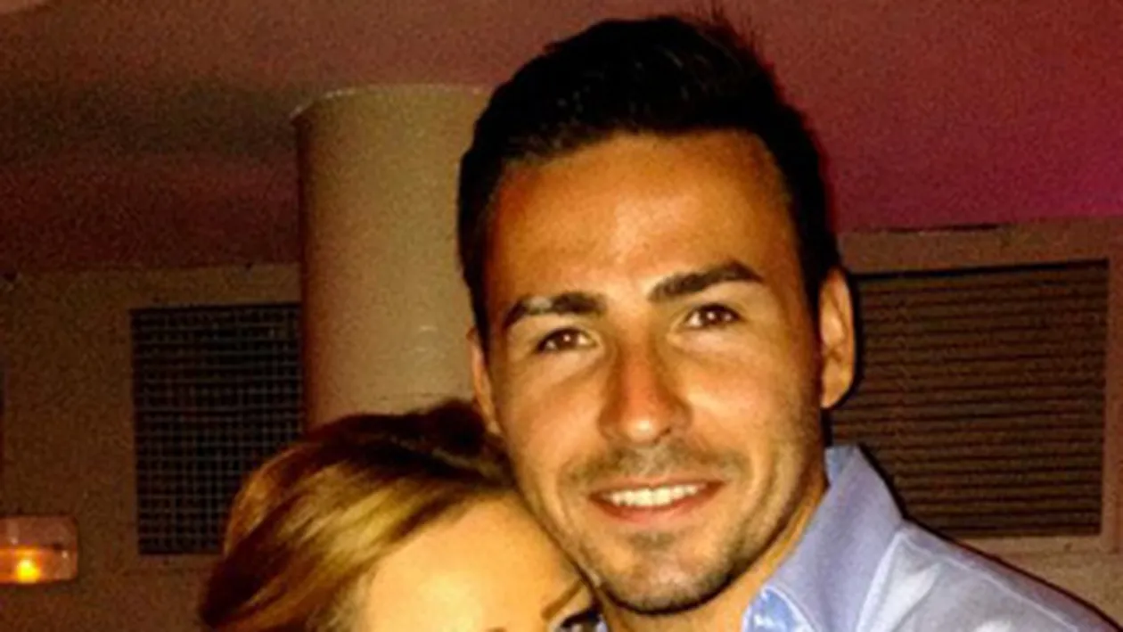 A dormit singur sau nu? Vezi cum s-a consolat Adrian Cristea, aseara, dupa cearta cu Bianca!