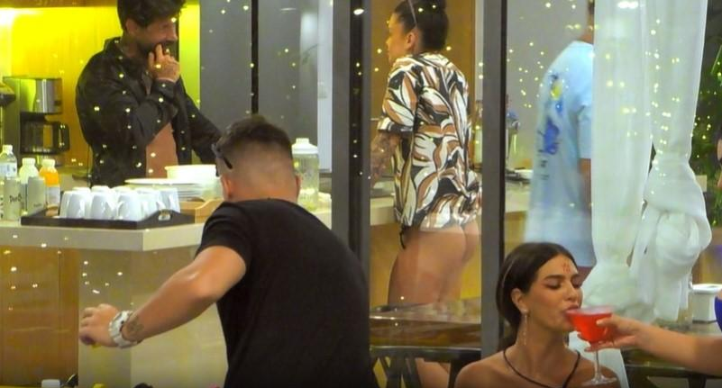 Andrei şi Diandra s-au despărţit? Soţul Cristinei a explodat şi a făcut crize de gelozie: „Voi pleca singur de aici”