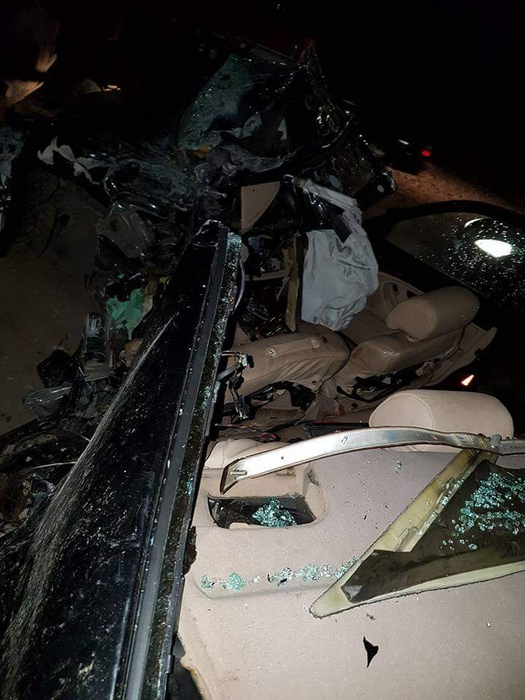 Acest BMW s-a dezmebrat în urma unui accident! Acul vitezometrului s-a oprit la…