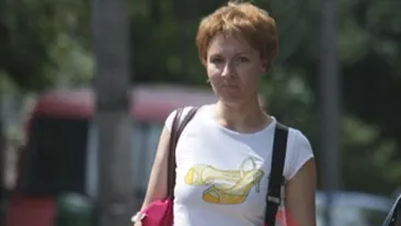 Mai poti cu atatea genti, Dana?