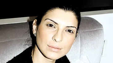 Tonciu face scoala de stewardese ca sa nu ramana fara scoala!