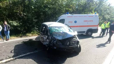 Accident grav în Constanța! Trei persoane au ajuns la spital