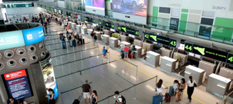 ȘOC pe aeroport! Au înlemnit când au deschis bagajul! Era un cap de...