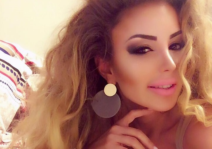 Roxana Vaşniuc este una dintre cele mai apreciate vedete din România