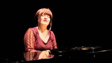 “Febletea” lui Smiley, Nora Denes, este gata pentru Eurovision 2016! Ce piesa pregateste!