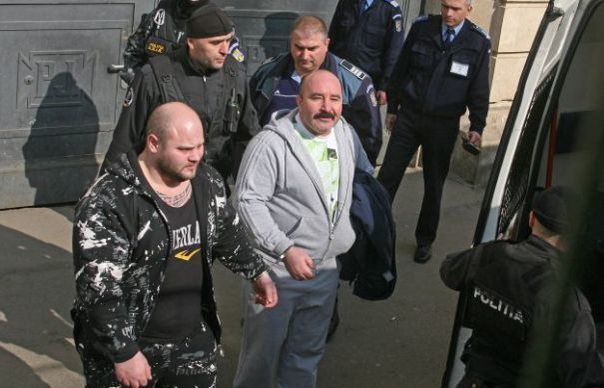 ”Locotenentul” lui Nuţu Cămătaru loveşte şi după moarte! Soţia lui, şocată!