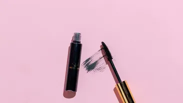 (P) De ce un rimel nu trebuie să lipsească din trusa ta de machiaj