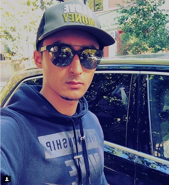 Clipe tensionante în familia lui Marcel Pavel! Mașina fiului său de mii de euro a fost vandalizată: “Vă rog…”