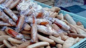 Anchetă în școlile din Iași după ce elevii au primit cornuri mucegăite