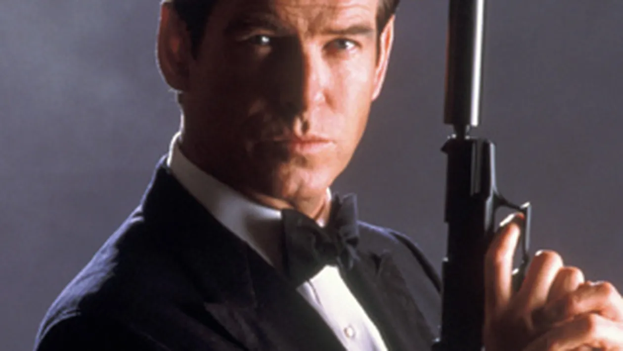 Frumoasele lui Bond... James Bond! Spionaj cu fete sexy in filmele cu agentul 007