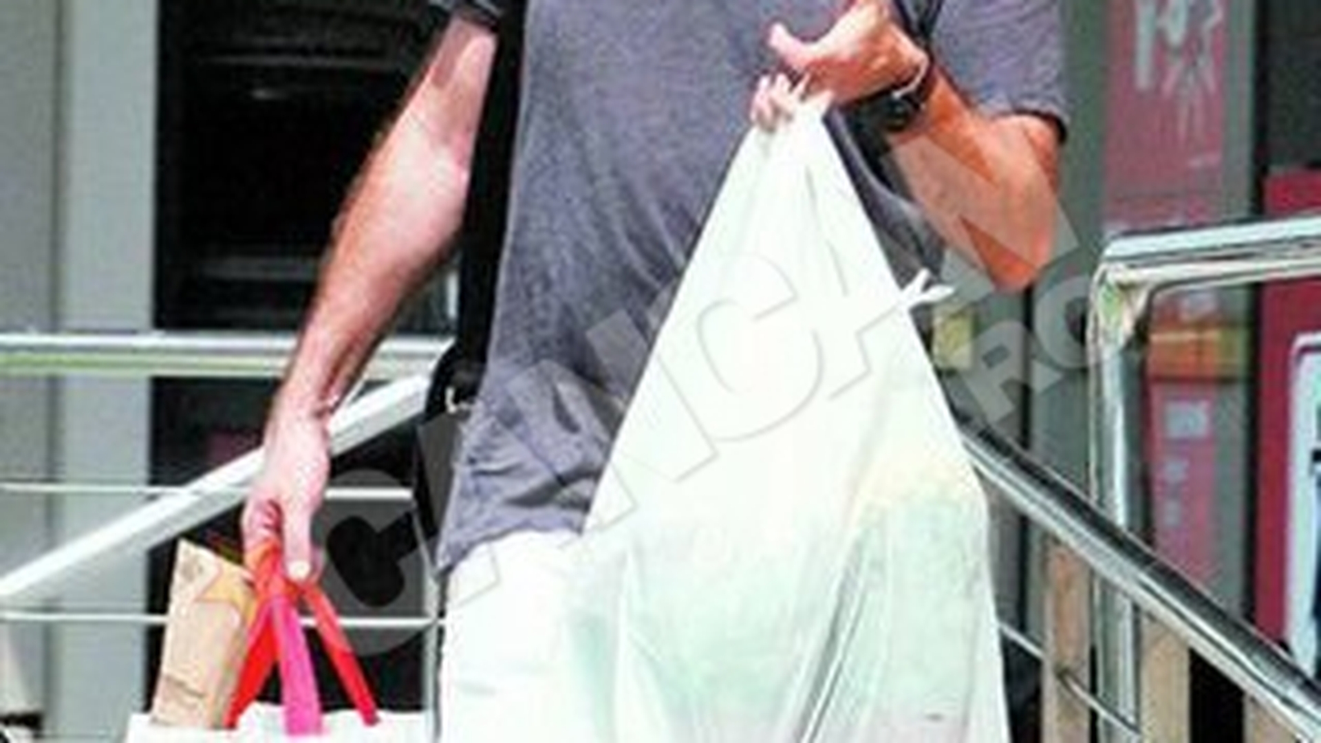 "Querido" Isaiu se viseaza "Jamie Oliver al sendvisurilor"