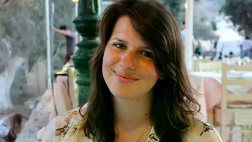 O femeie de 34 de ani a murit după o naștere acasă, interzisă de medici. Nici bebelușul nu a supraviețuit