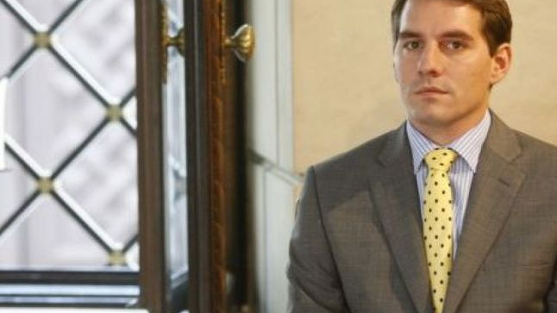 Ultima oră: Principele Nicolae a plecat de urgenţă în Elveţia. Sângele albastru apă nu se face!