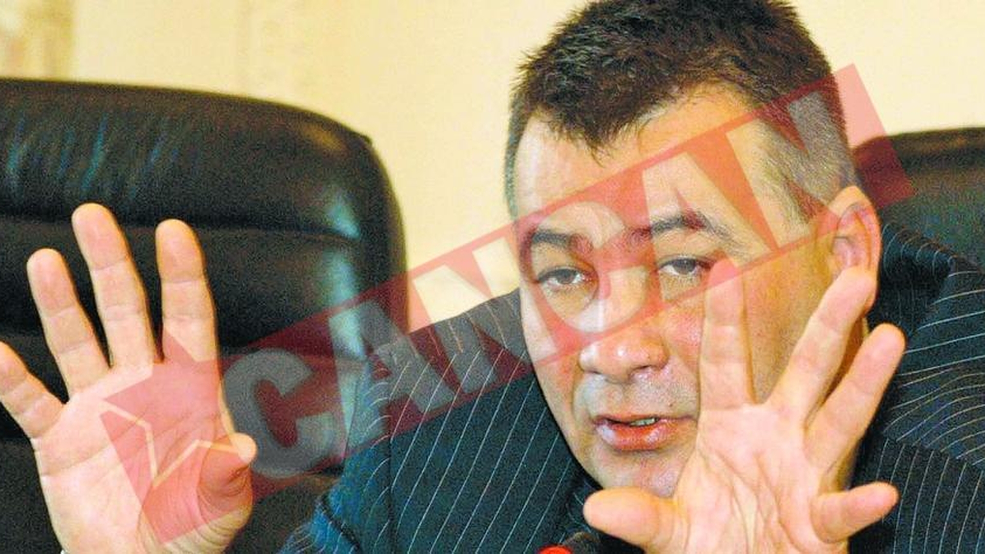 I-au bagat un tarus in inima!