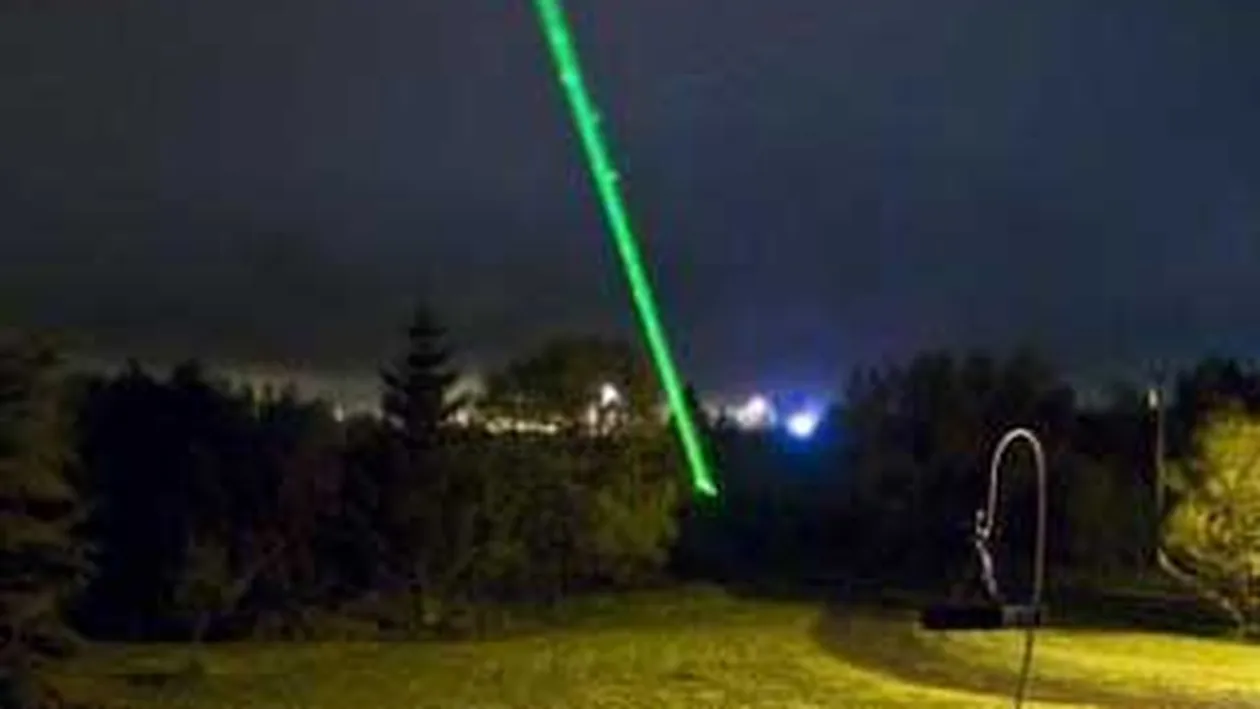 Vasele se vor putea proteja de navele piratilor somalezi cu ajutorul tunurilor cu laser orbitor!