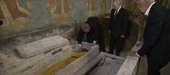 Rusia apelează la moaştele unui sfânt medieval pentru a mobiliza trupele care luptă în Ucraina. Ce spune Putin despre cneazul Donskoi
