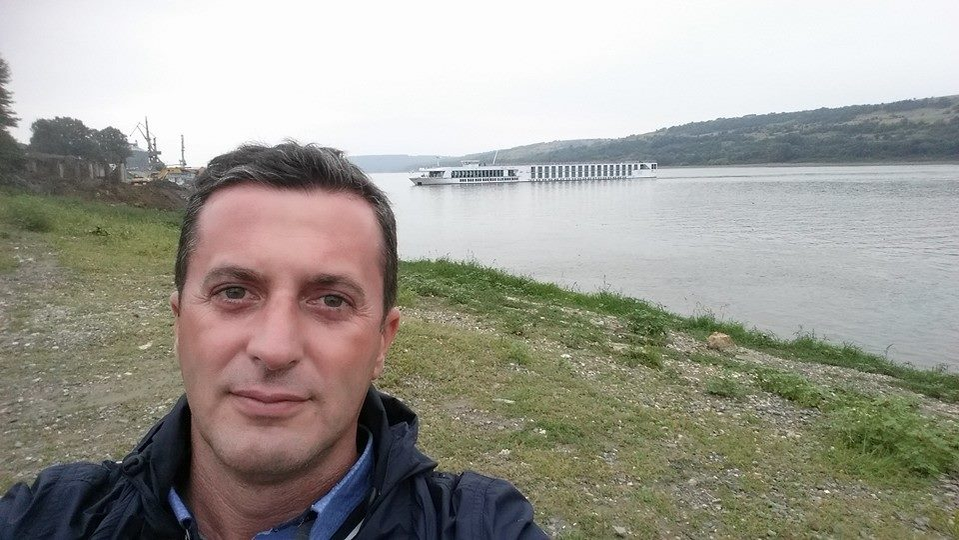 Mama lui Codruț Kegheș, alias Dezbrăcatu’, a murit: ”Drum lin către îngeri, mămica mea”
