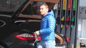 Milionarul Tatoiu a strans din dinti si a mers cu copilul in oras. Vezi ce a patit afaceristul