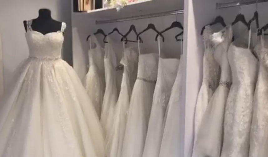 Imagini exclusive din atelierul Biancăi Drăguşanu! Cum arată o zi din viaţa vedetei