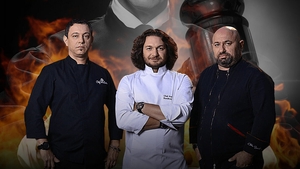 Apocalipsa financiară pentru cei trei chefi plecați de la Antena 1. Postul TV îi cheamă în judecată și le cere o avere pentru că au părăsit „Chefi la Cuțite”