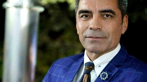 Marcel Toader petrece pe litoralul românesc cu o blondă apetisantă! Imagini cu cei doi