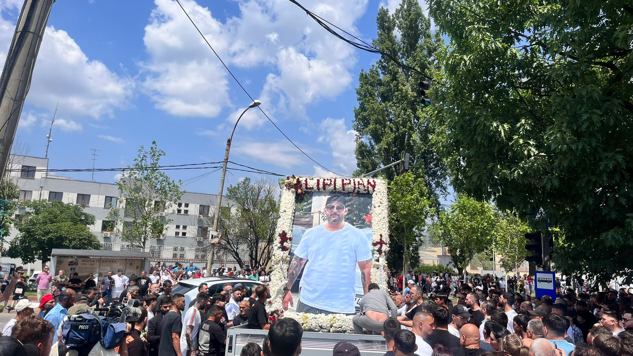 Ciprian Pian, condus pe ultimul drum! Imaginile durerii în 100 de fotografii