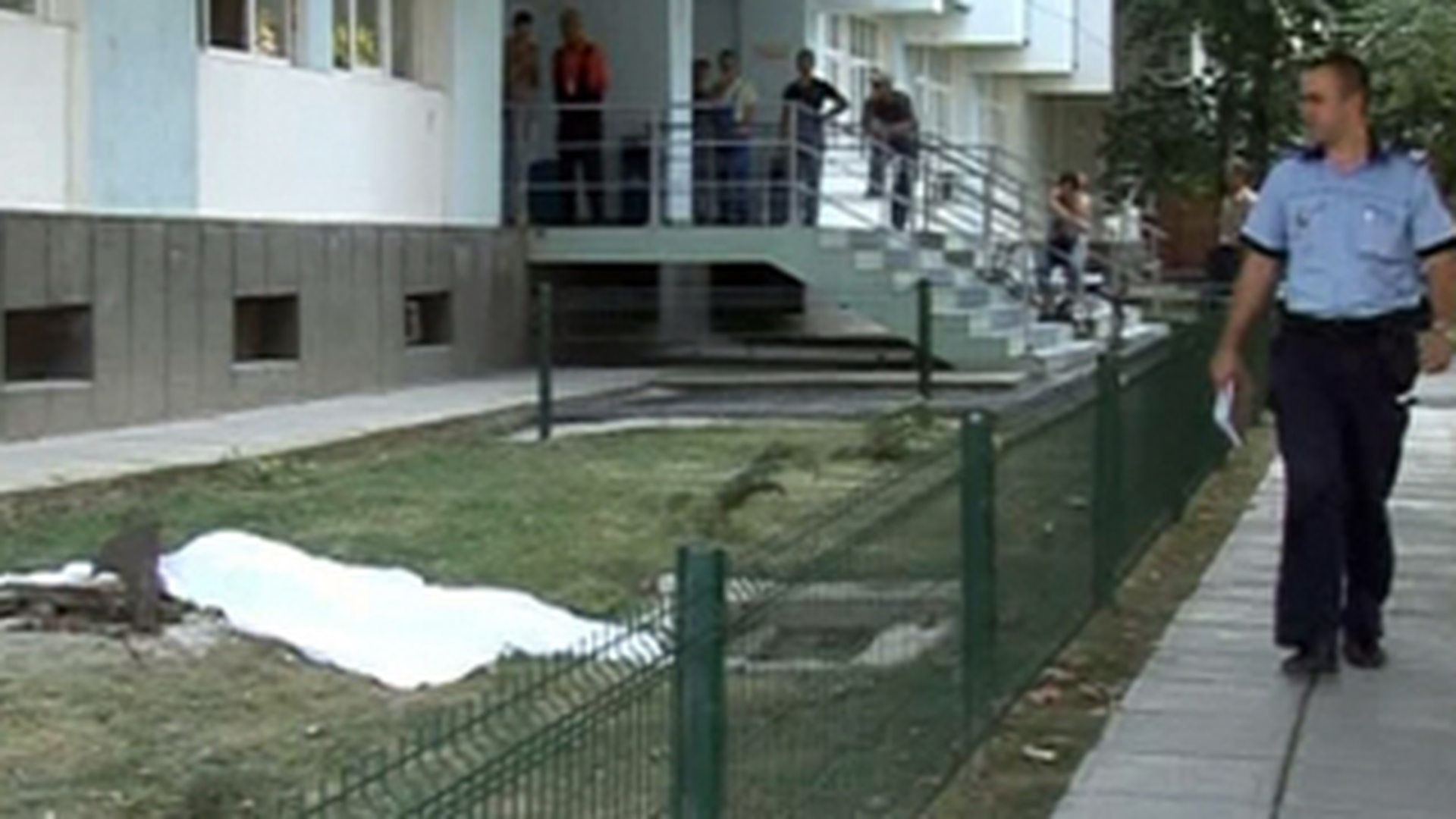 Un barbat s-a aruncat de la etajul al noualea al unui spital din Timisoara