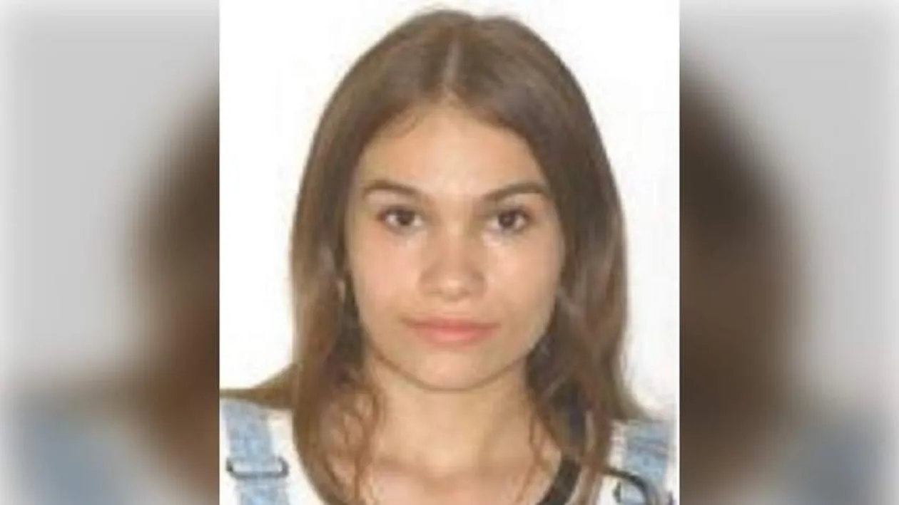 O fată de 16 ani a dispărut din București! Este căutată de 24 de ore