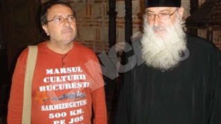 Poetul-maratonist Laurian Stanchescu face o licitatie ca sa plece pe jos la Paris